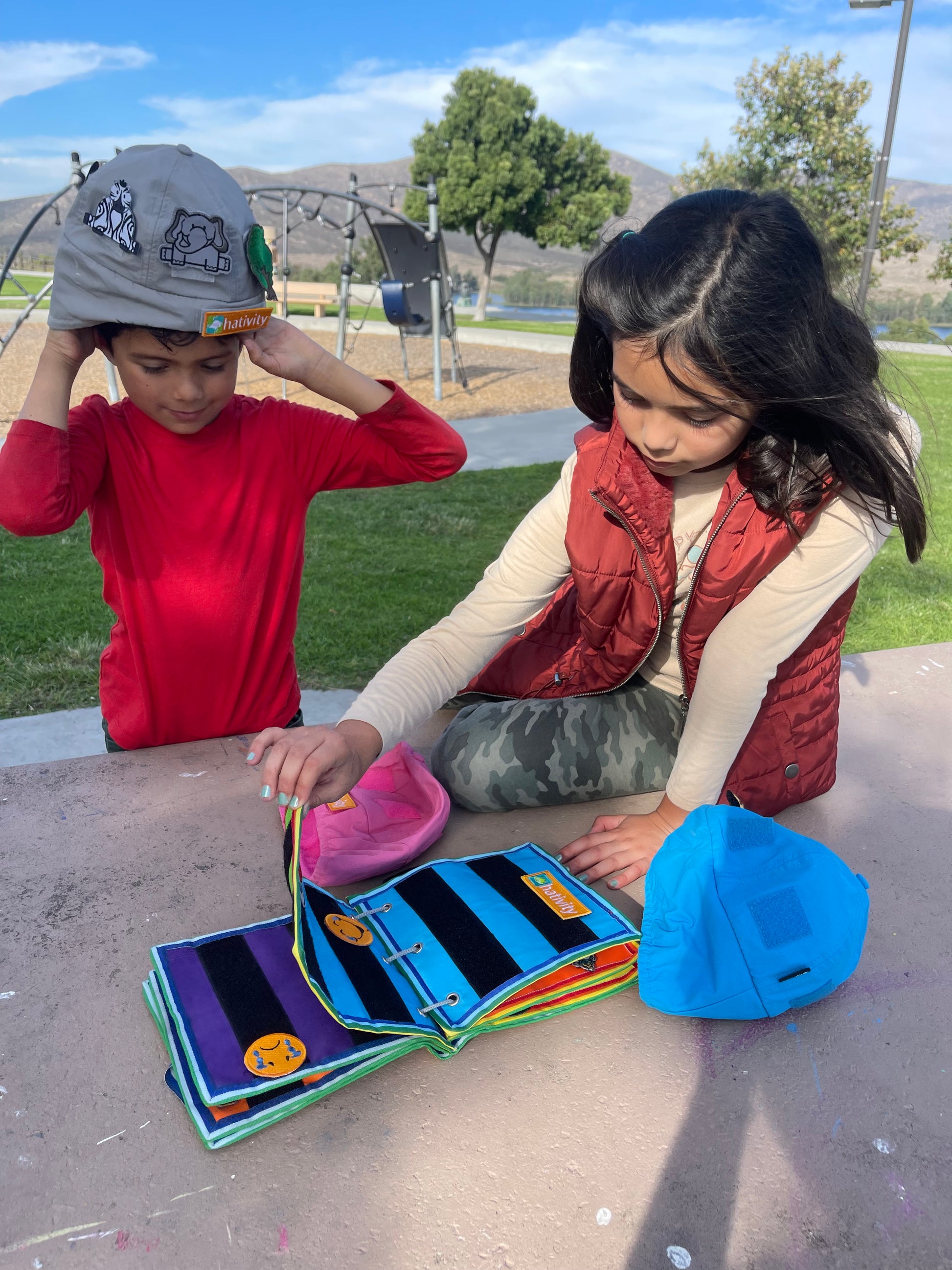 Nylon winter hat for kids with patches and fleece lining